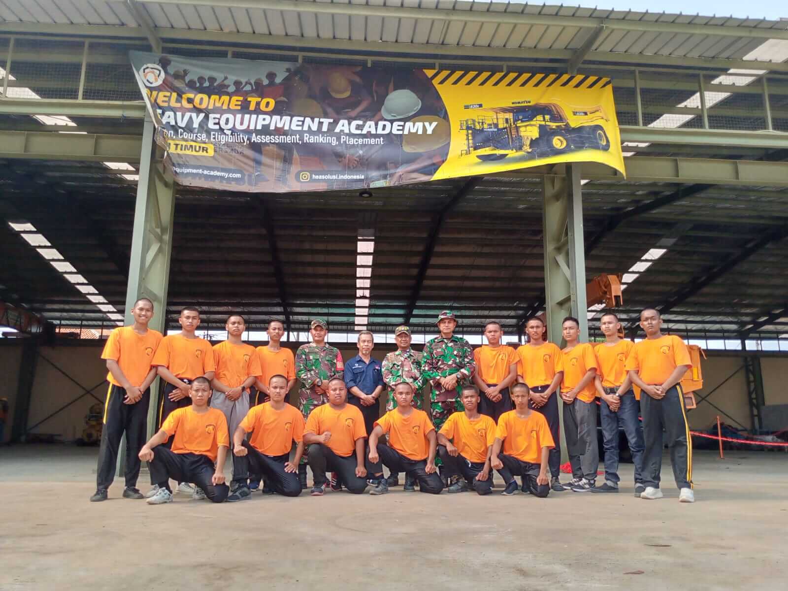 Featured: Students in Action - HEA Heavy Equipment Academy training session